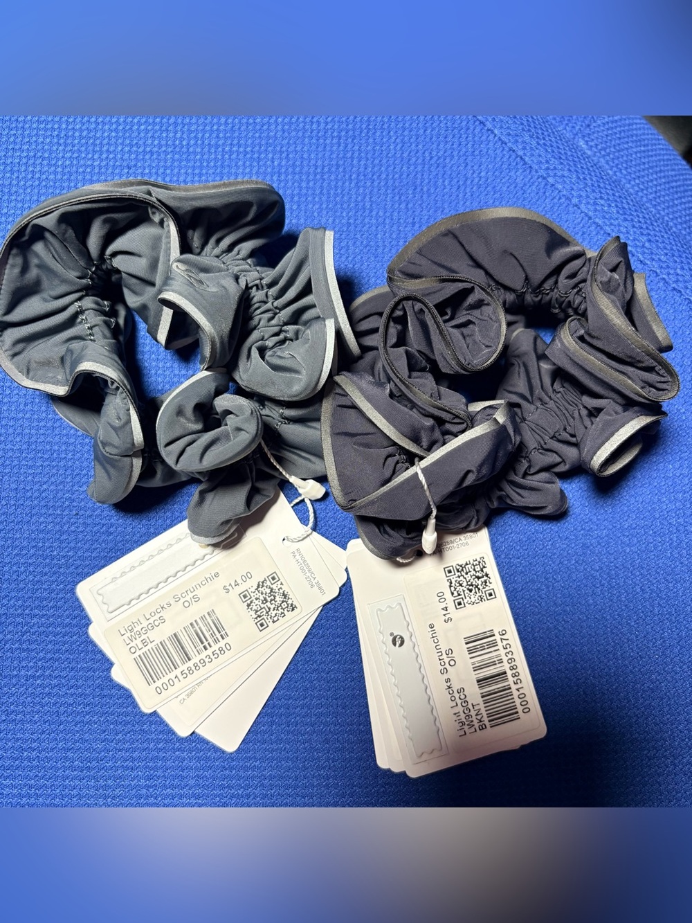 Lululemon Light Locks Scrunchies-2